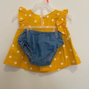 🎉 or 5️⃣ for $40🎉Cute yellow polka dot sets size 6/12m
